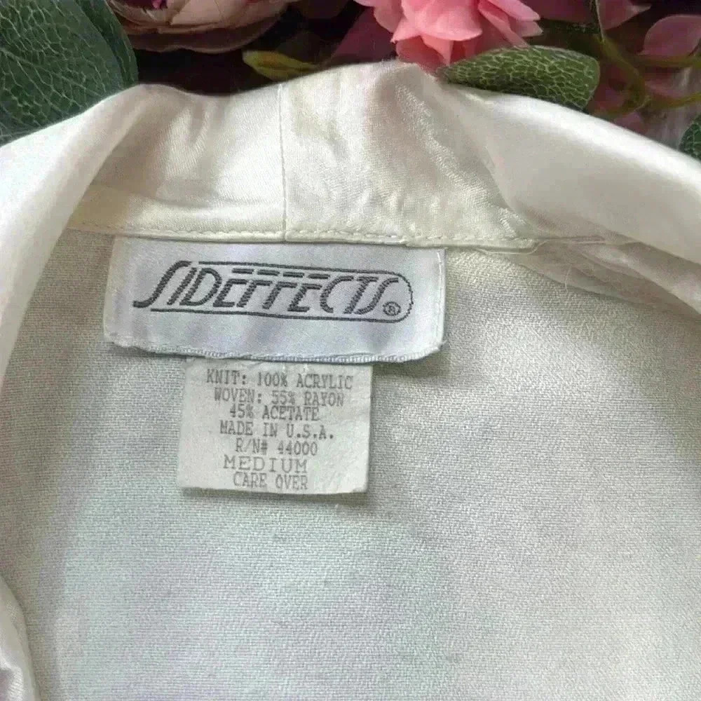 Vintage Ivory Sweater Shirt with Gold Emblem, M - Picture 6 of 13